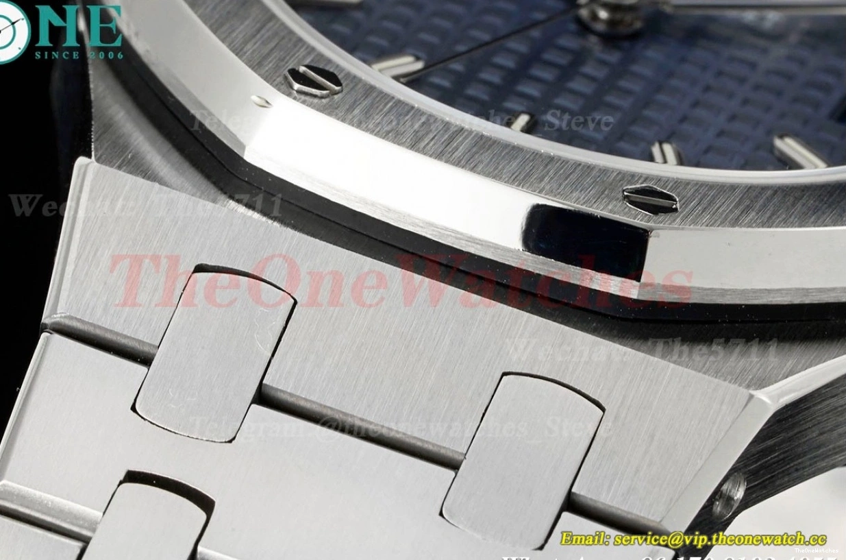 8F A5800 Oak 34mm Ladies SS SS 77350 Dial  Royal Blue 0316